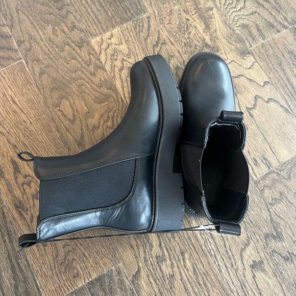 Target Boots - Picture 4 of 5